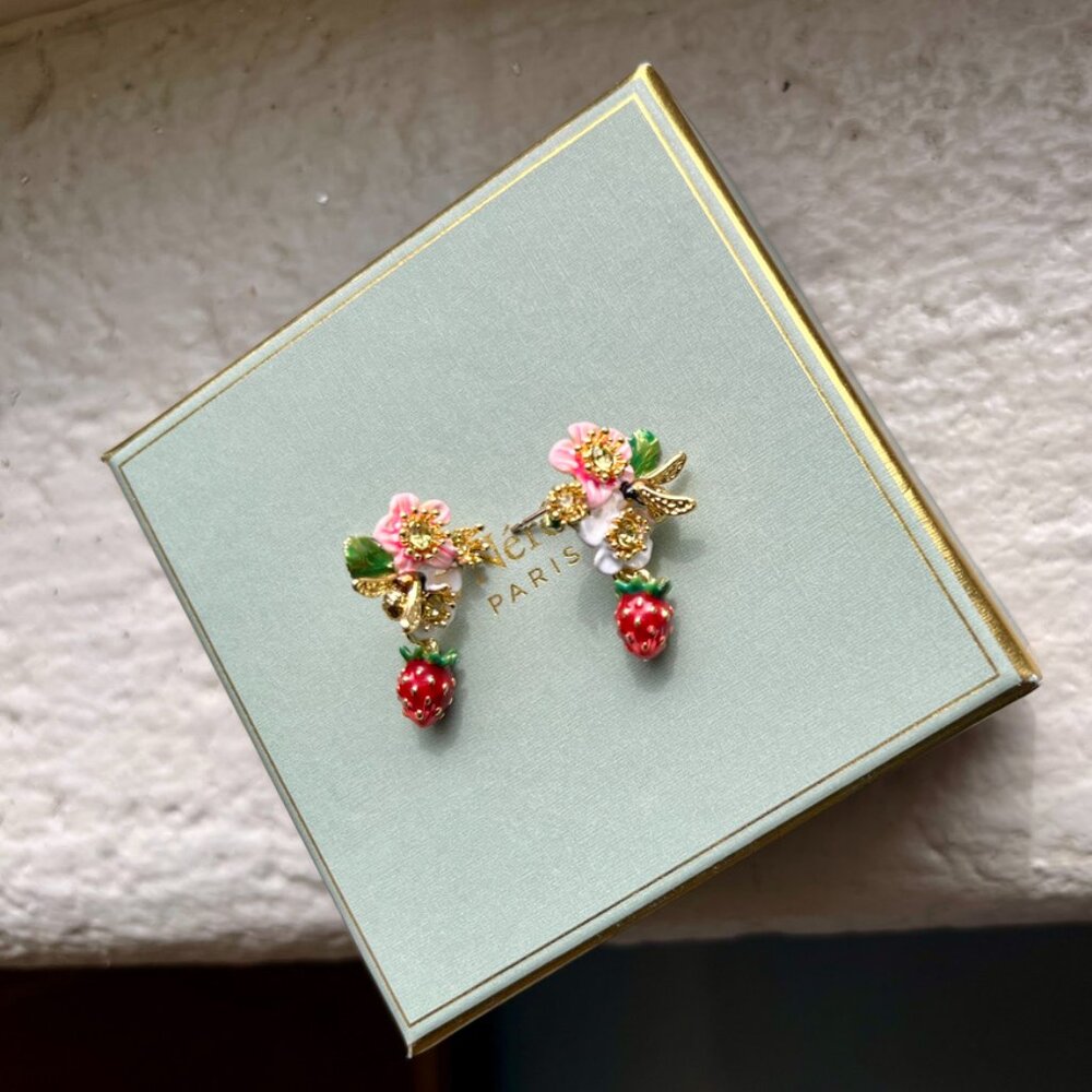 Wild strawberry and flower earrings